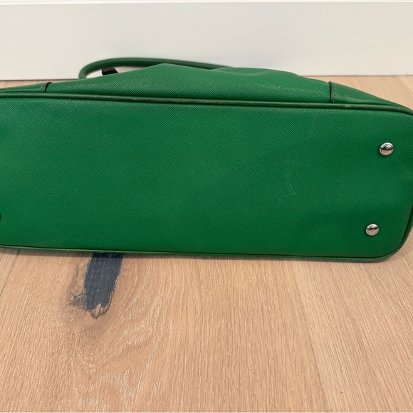 Green Tumi Vachetta leather laptop Handbag - Picture 6 of 8
